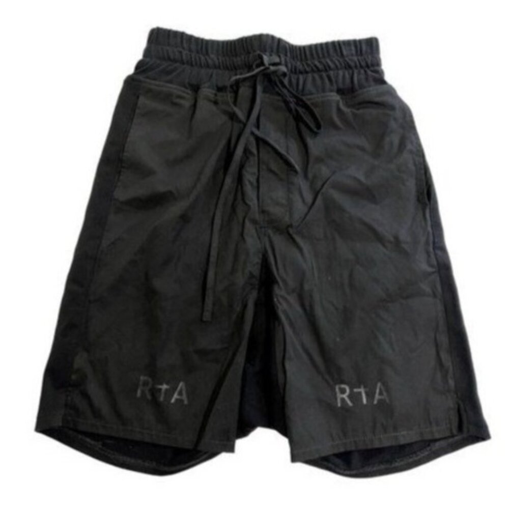 RtA Drawstring Logo Short in Black Noir